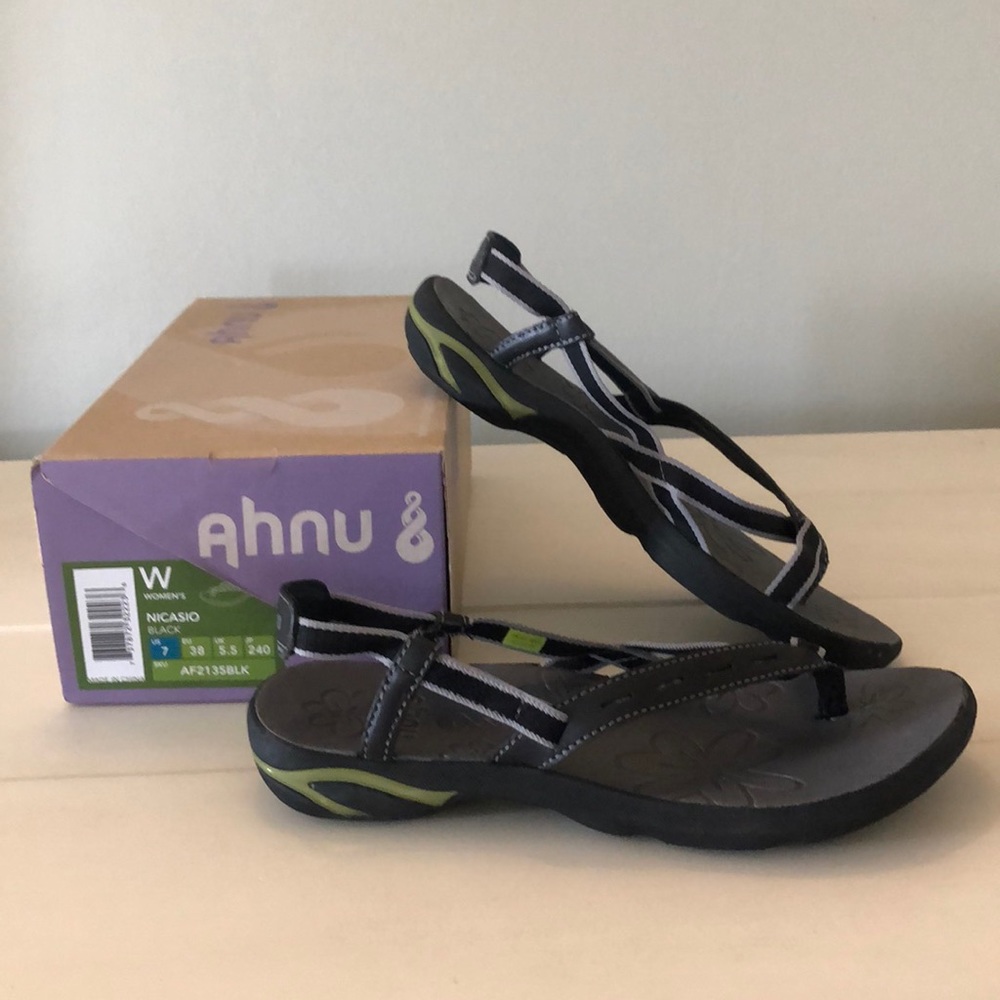 Ahnu Nicasio Sandal black